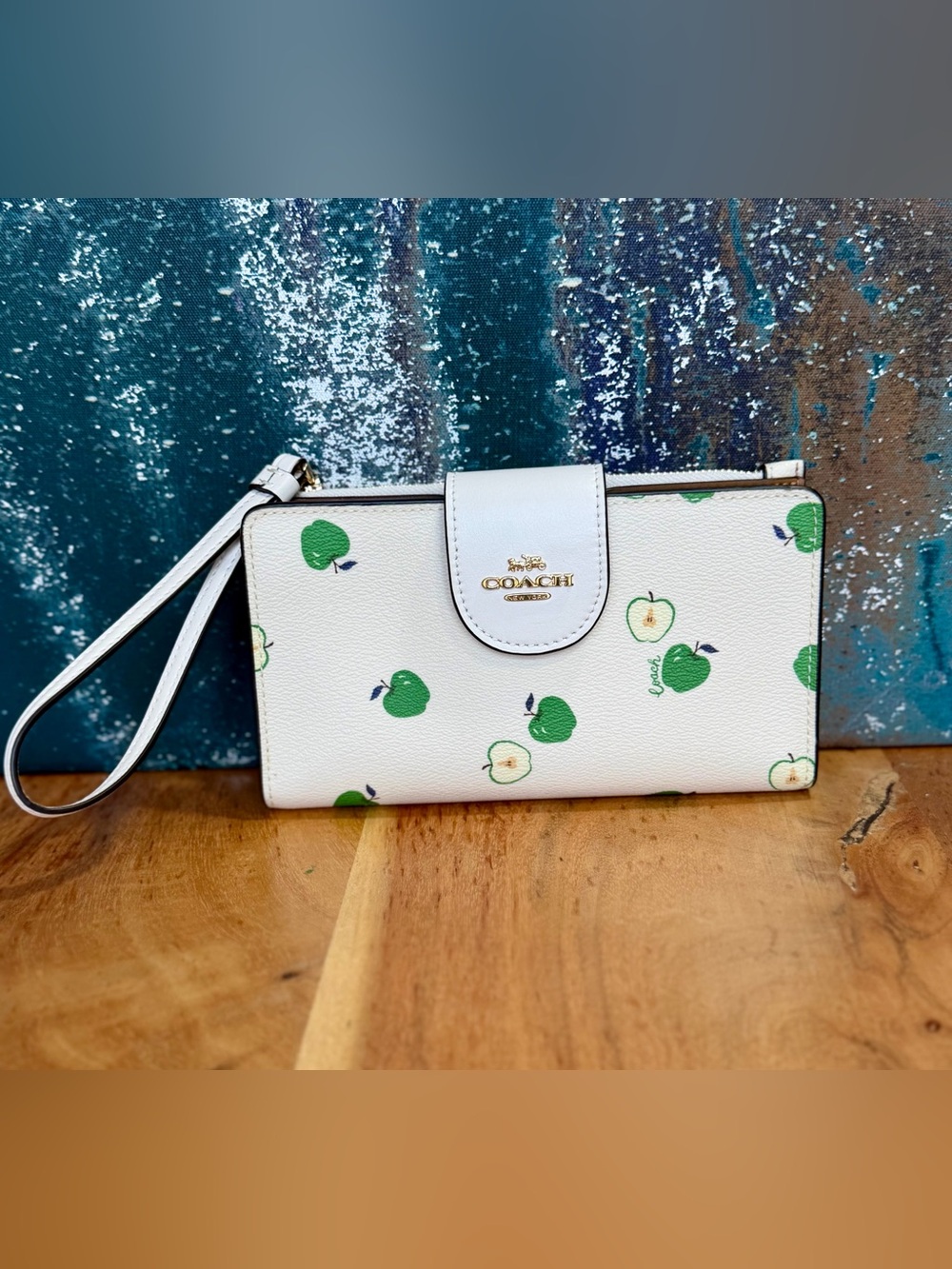Coach Whimsical Apple Print Tech Phone Wallet Wristlet Cream & Green EUC - Picture 4 of 12